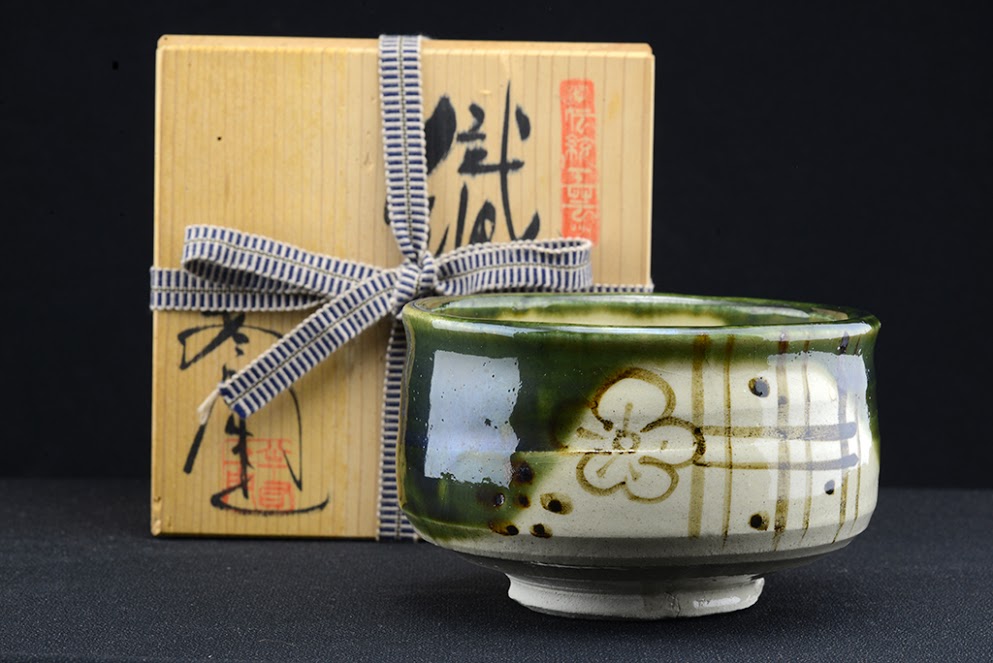 Oribe chawan matcha csésze